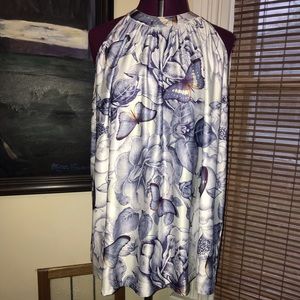 Beautiful Sleeveless halter style tunic sz 2x